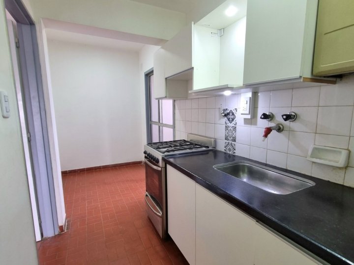 PINTOR  MUSTO  570  - 3  DORMITORIOS -