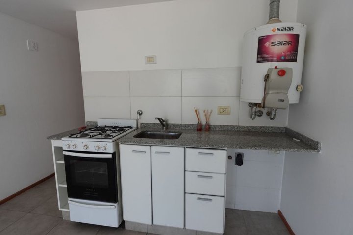 PUEYRREDON 1400 - MONOAMBIENTE -